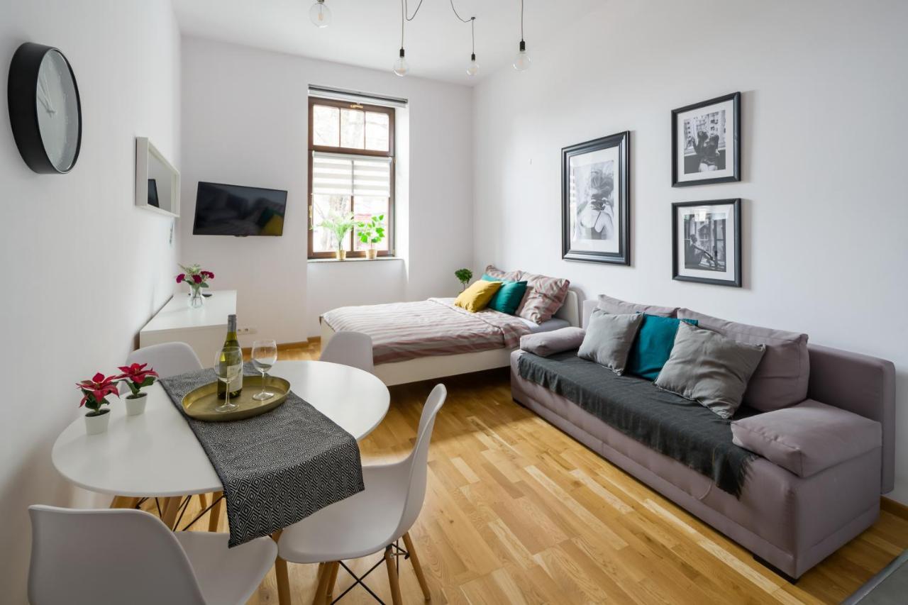 Discover Krakow Apartments - 5 Borowickiej St - Studio Next To Opera And Unity Centre Exterior foto