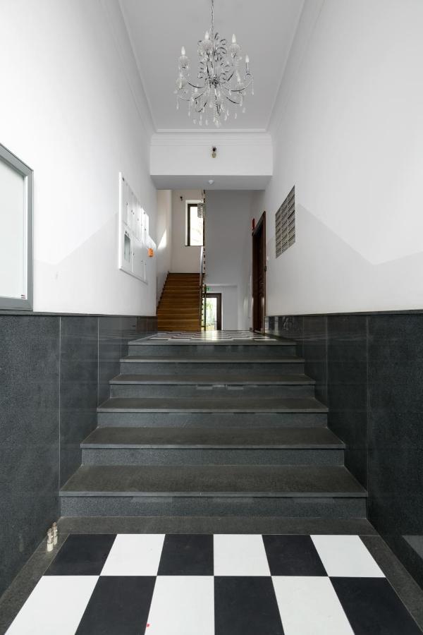 Discover Krakow Apartments - 5 Borowickiej St - Studio Next To Opera And Unity Centre Exterior foto