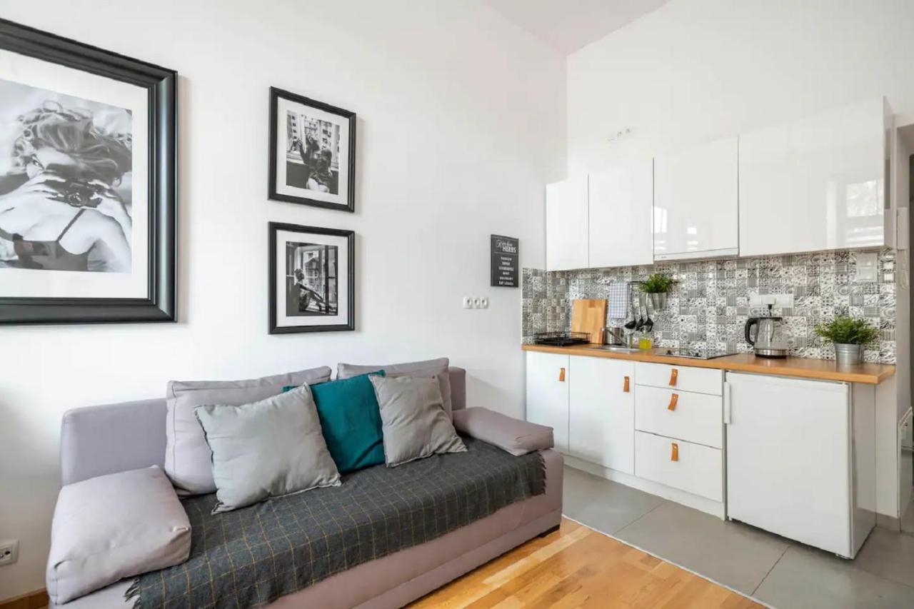 Discover Krakow Apartments - 5 Borowickiej St - Studio Next To Opera And Unity Centre Exterior foto