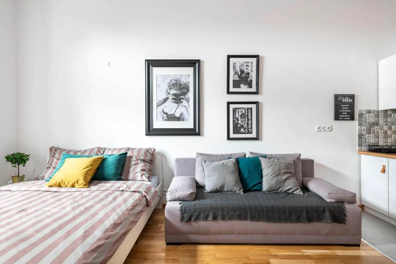 Discover Krakow Apartments - 5 Borowickiej St - Studio Next To Opera And Unity Centre Exterior foto